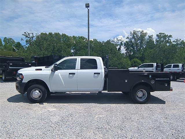 2024 RAM Ram 3500 Chassis Cab RAM 3500 TRADESMAN CREW CAB CHASSIS 4X4 60 CA