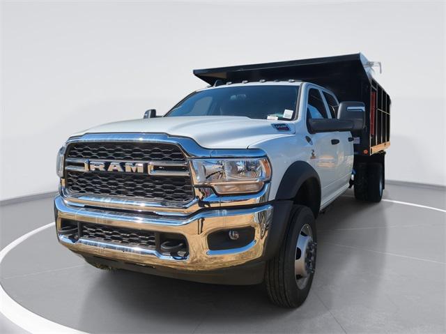 2024 RAM Ram 5500 Chassis Cab RAM 5500 TRADESMAN CHASSIS CREW CAB 4X4 84 CA