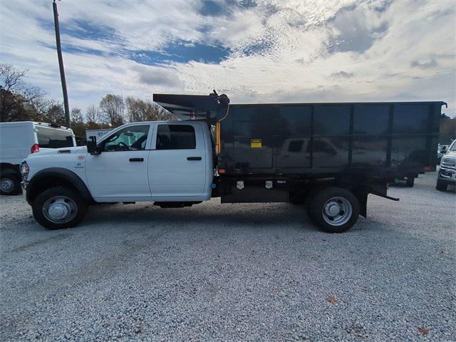 2024 RAM Ram 5500 Chassis Cab RAM 5500 TRADESMAN CHASSIS CREW CAB 4X4 84 CA