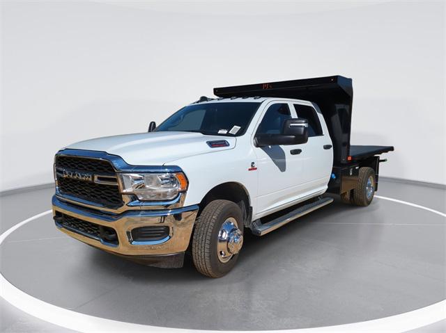 2024 RAM Ram 3500 Chassis Cab RAM 3500 TRADESMAN CREW CAB CHASSIS 4X4 60 CA
