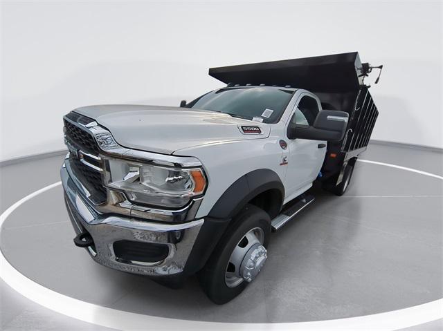2024 RAM Ram 5500 Chassis Cab RAM 5500 TRADESMAN CHASSIS REGULAR CAB 4X4 84 CA