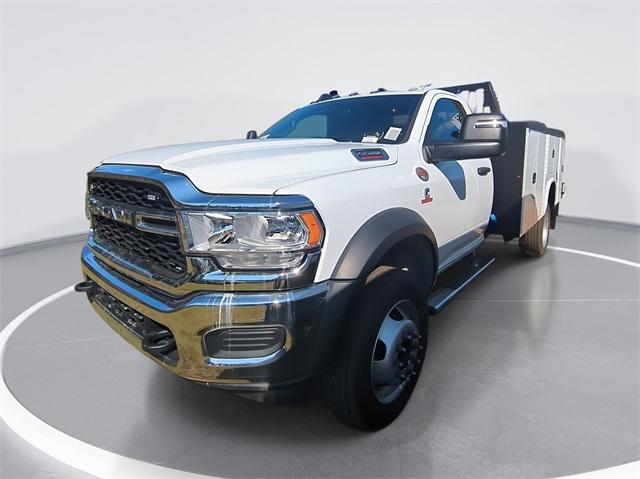 2024 RAM Ram 5500 Chassis Cab RAM 5500 TRADESMAN CHASSIS REGULAR CAB 4X4 84 CA