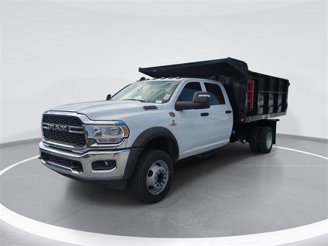 2024 RAM Ram 5500 Chassis Cab RAM 5500 TRADESMAN CHASSIS CREW CAB 4X4 84 CA