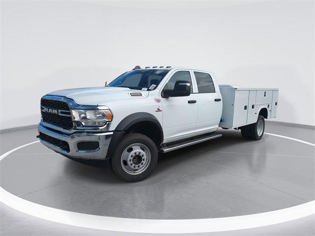 2024 RAM Ram 5500 Chassis Cab RAM 5500 TRADESMAN CHASSIS CREW CAB 4X2 84 CA