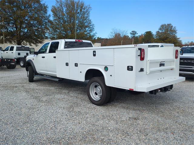 2024 RAM Ram 5500 Chassis Cab RAM 5500 TRADESMAN CHASSIS CREW CAB 4X2 84 CA