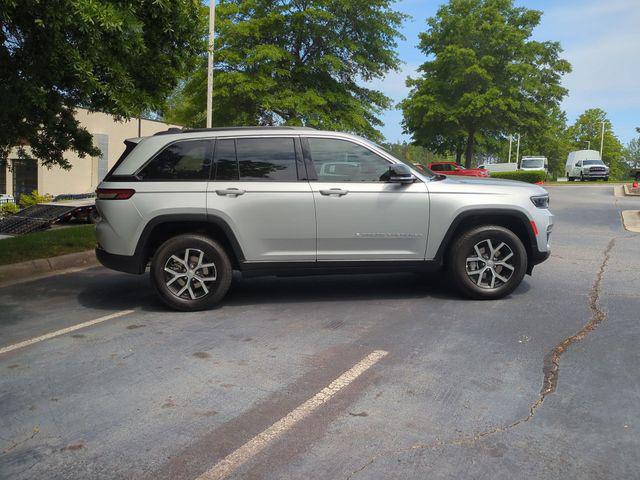2025 Jeep Grand Cherokee GRAND CHEROKEE LIMITED 4X2