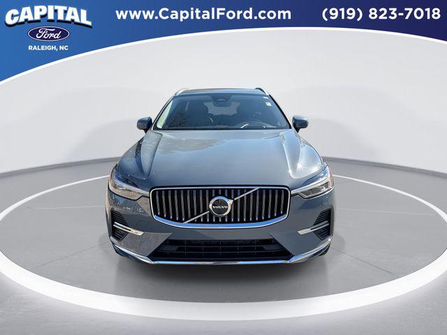 2022 Volvo XC60 B5 Inscription