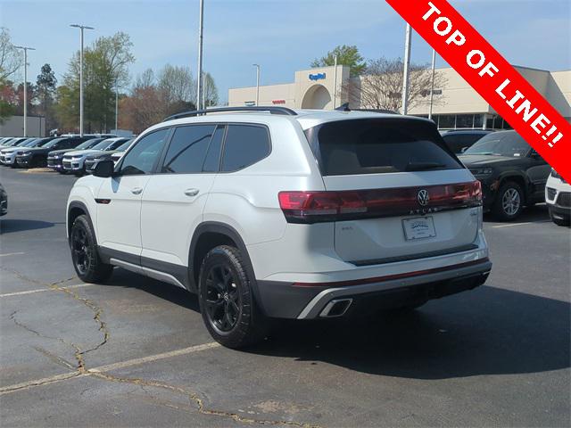 2024 Volkswagen Atlas 2.0T Peak Edition SEL