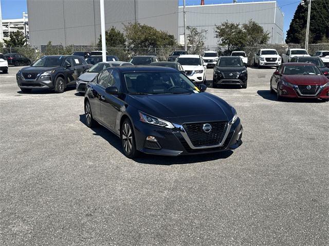 2022 Nissan Altima SV FWD