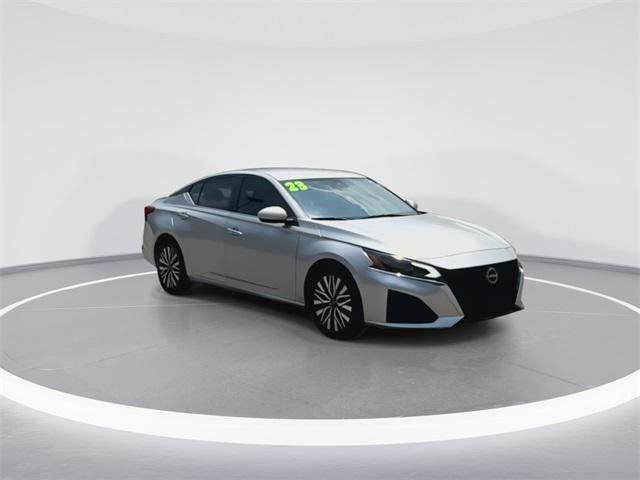 2023 Nissan Altima SV FWD