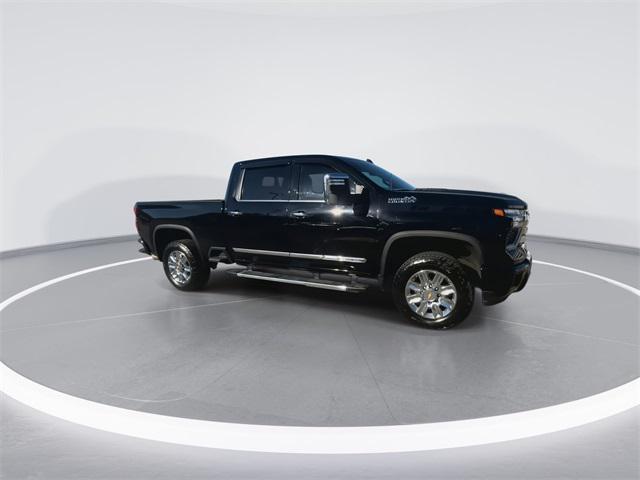 2024 Chevrolet Silverado 2500HD 4WD Crew Cab Standard Bed High Country
