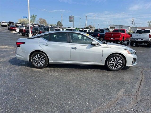 2023 Nissan Altima SV FWD