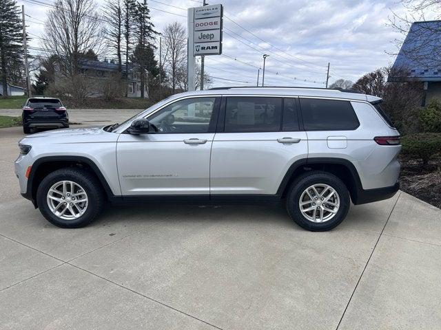 2023 Jeep Grand Cherokee L Laredo 4x4