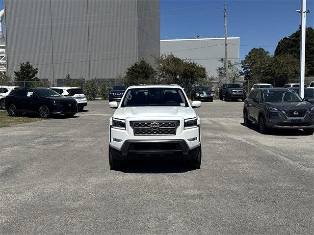 2024 Nissan Frontier Crew Cab SL 4x2