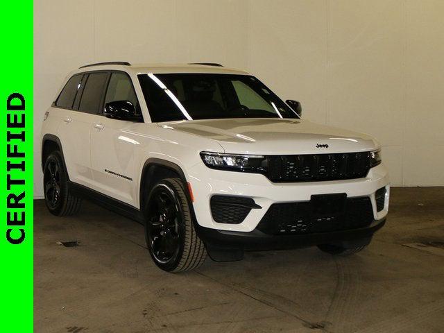 2023 Jeep Grand Cherokee Altitude 4x4 2023 Jeep Grand Cherokee Altitude 4x4
