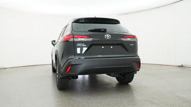2025 Toyota Corolla Cross XLE