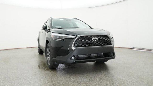2025 Toyota Corolla Cross XLE
