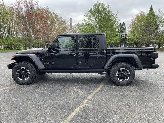2025 Jeep Gladiator GLADIATOR RUBICON 4X4
