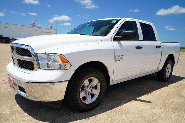 2022 RAM 1500 Classic SLT Crew Cab 4x2 57 Box