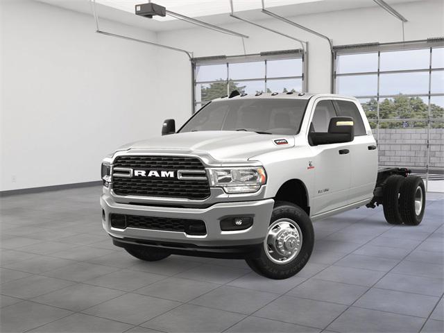 2024 RAM Ram 3500 Chassis Cab RAM 3500 SLT CREW CAB CHASSIS 4X4 60 CA