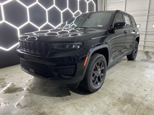 2025 Jeep Grand Cherokee GRAND CHEROKEE ALTITUDE 4X4