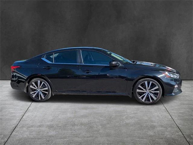2021 Nissan Altima SR FWD