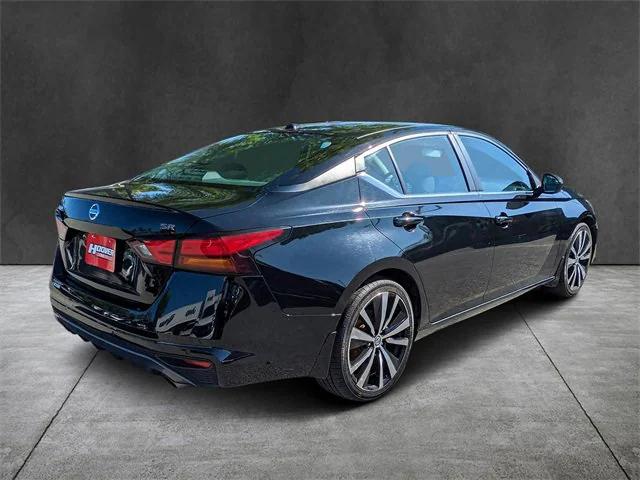 2021 Nissan Altima SR FWD