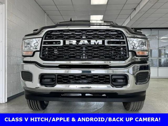 2024 RAM 2500 Tradesman Crew Cab 4x4 64 Box