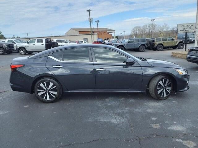 2022 Nissan Altima SV FWD