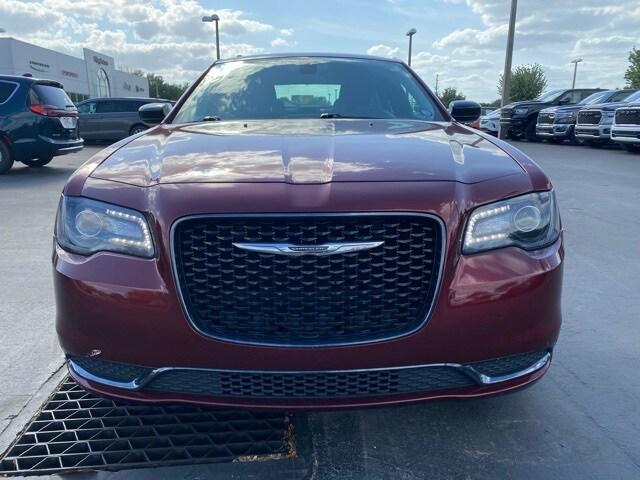 2019 Chrysler 300 Touring