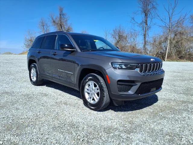 2024 Jeep Grand Cherokee Laredo 4x4