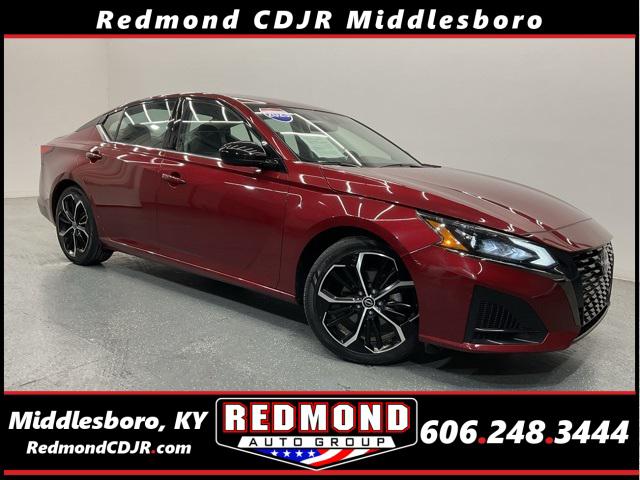 2023 Nissan Altima SR FWD