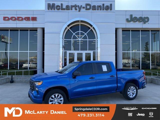 2022 Chevrolet Silverado 1500 2WD Crew Cab Short Bed Custom