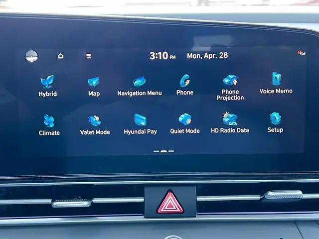 2025 Hyundai Elantra Hybrid SEL Sport