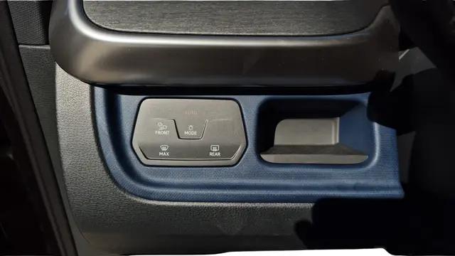 2025 Volkswagen ID. Buzz Pro S