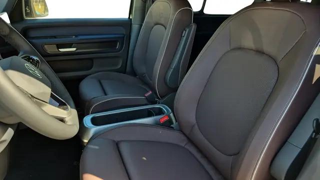 2025 Volkswagen ID. Buzz Pro S