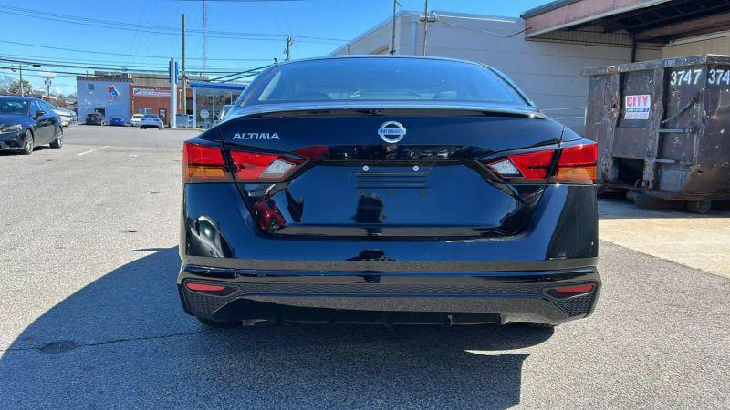 2022 Nissan Altima S FWD