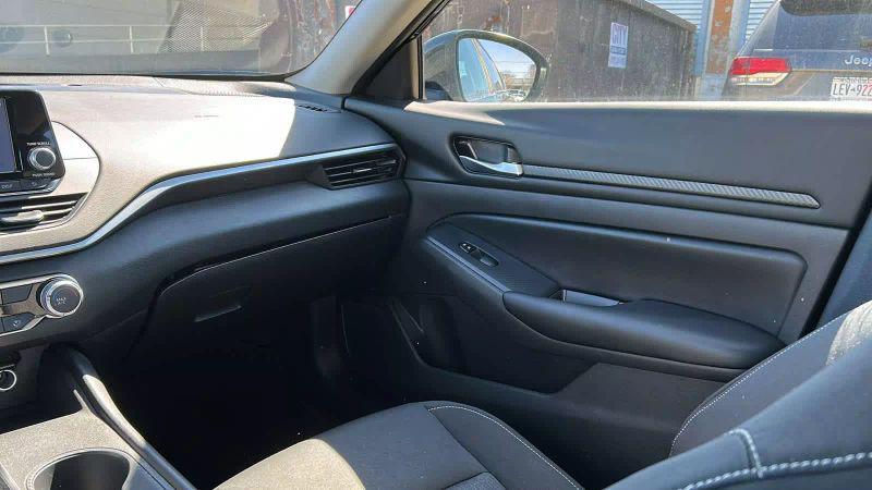 2022 Nissan Altima S FWD