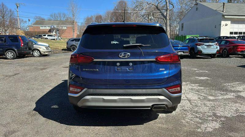 2019 Hyundai Santa Fe SE