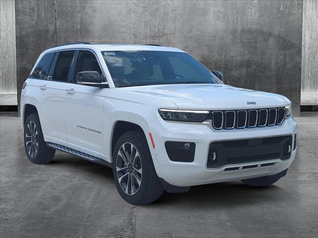 2023 Jeep Grand Cherokee Overland 4x2