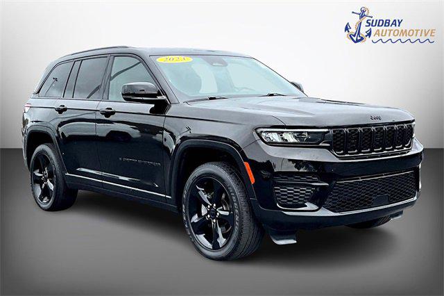 2023 Jeep Grand Cherokee Altitude 4x4