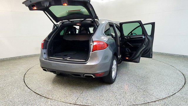 2014 Porsche Cayenne Platinum Edition