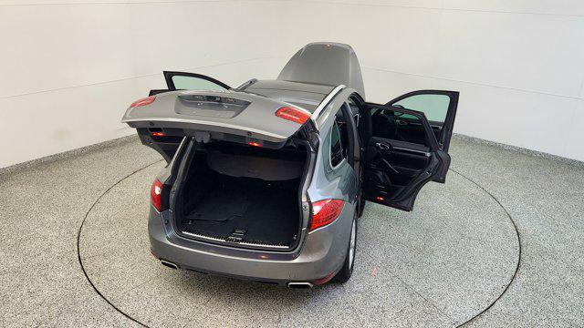 2014 Porsche Cayenne Platinum Edition