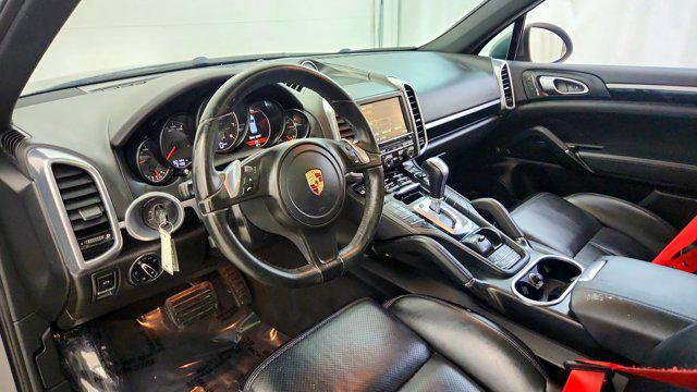 2014 Porsche Cayenne Platinum Edition