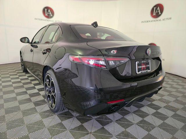 2025 Alfa Romeo Giulia AWD