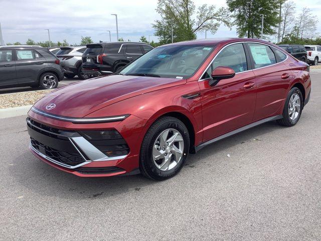 2025 Hyundai Sonata SE for sale in AVON, IN