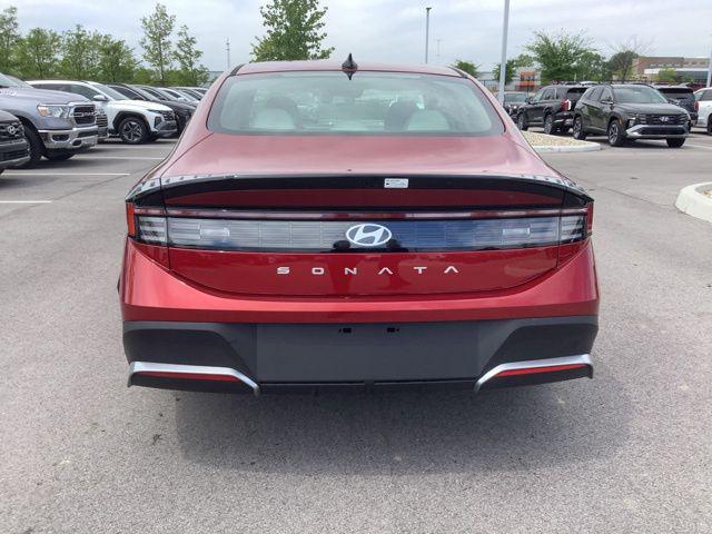 2025 Hyundai Sonata SE