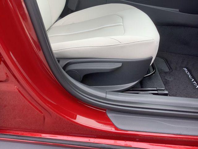 2025 Hyundai Sonata SE