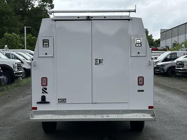 2026 Ford E-350 Cutaway Unknown