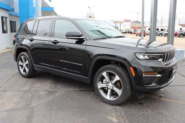 2023 Jeep Grand Cherokee Limited 4x4 2023 Jeep Grand Cherokee Limited 4x4